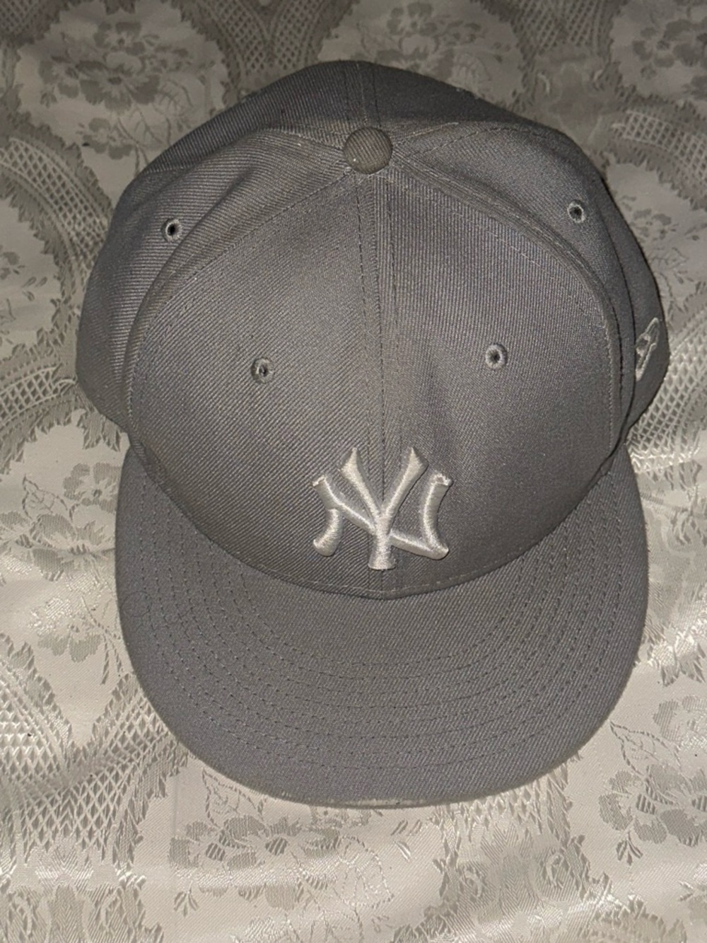 New Era Gray New York Yankees Fitted Hat